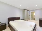 2 Bed Flat, Holman Road, SW11