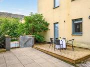 2 Bed Flat, Holyrood, EH8 2 Bed Flat, Holyrood, EH8