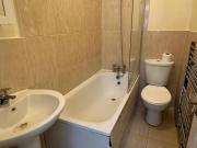 2 bed Flat in Merton High Street, London, SW19 1BD