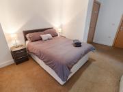 2 Bed Flat, Jugglers Yard, L3