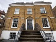 2 Bed Flat, Lansdowne Way, SW8