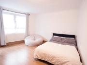 2 Bed Flat, Laurel House, SE8