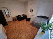 2 Bed Flat, Liverpool, L8