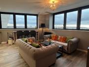 2 Bed Flat, Mann Island, L3