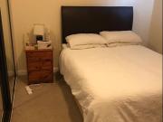 2 Bed Flat, Meers Court, SW20