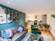 2 Bed Flat, Oldham Place, L1