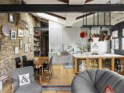 2 Bed Flat Penthouse To Let
