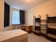 2 Bed Flat, Penywern Road, SW5