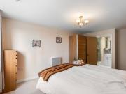 2 Bed Flat, Sharpthorne Court, BN1
