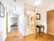 2 Bed Flat, St George's Grove, SW17