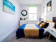 2 Bed Flat, St Johns Hill, SW11