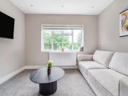 2 Bed Flat, The Avenue, HA9