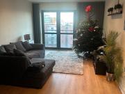 2 Bed Flat, The Reach, L3