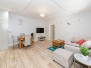 2 bed Flat To Let