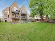 2 bed Flat To Let