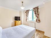 2 bed Flat To Let