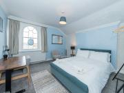 2 bed Flat To Let 2 bed Flat To Let