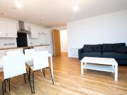 2 bed flat to let in Liverpool in The Tower, L8