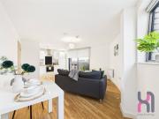 2 bed flat to let in Manchester