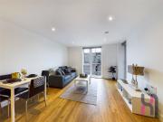 2 bed flat to let in Manchester in The Plaza, M4