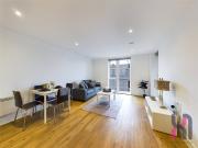 2 bed flat to let in Manchester in The Plaza, M4