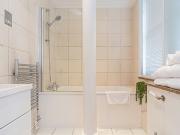 2 bed flat to rent