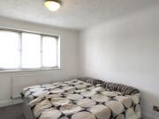 2 bed flat to rent