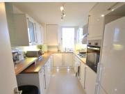 2 bed flat to rent