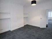 2 Bed Flat To Rent at Golders Green Rd, Golders Green