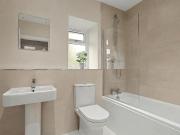 2 bed flat to rent in Broadgate Avenue, Beeston,...
