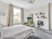 2 bed flat to rent in Castelnau, Barnes, SW13 | James...