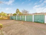 2 bed flat to rent in Castelnau, Barnes, SW13 | James...