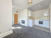 2 bed flat to rent in Chatsworth Avenue, FY2, Blackpool