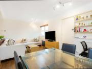 2 bed flat to rent in Chertsey Court, Mortlake, SW14 |...