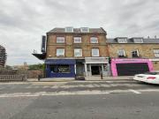 2 bed flat to rent in dalston lane, dalston
