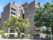 2 bed flat to rent in Gipsy Lane, Putney SW15 | James...