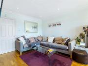 2 bed flat to rent in Hawthorn Court, Putney SW15 |...