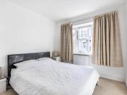 2 bed flat to rent in Holford Way, Roehampton SW15 |...
