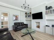 2 bed flat to rent in Horne Way, Putney SW15 | James...