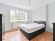 2 bed flat to rent in Leigham Court Road, SW16, London