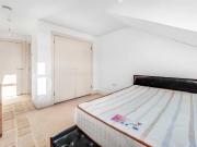 2 bed flat to rent in Lewiston Close, Worcester Park |...