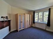 2 bed flat to rent in Oak Tree Dell, NW9, London