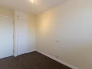 2 bed flat to rent in Park Gate, N2
