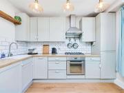 2 bed flat to rent in Priests Bridge, London | James...