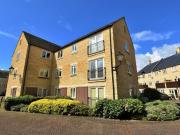 2 bed flat to rent in Riverside Place, PE9, Stamford
