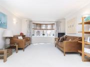 2 bed flat to rent in Rosemount Road, Bournemouth, BH4