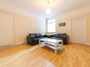 2 bed flat to rent in Sackville Road, Heaton, NE6