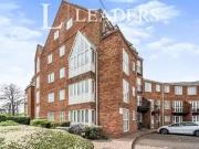 2 bed flat to rent in Sovereigns Quay, MK40, Bedford
