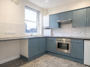 2 bed flat to rent in Wernbrook Street
