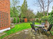 2 bed flat to rent in West Hill, Putney SW15 | James...
